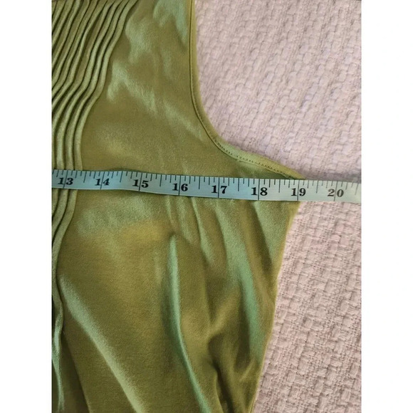 NWT Jones New York Sport Pleated Sleeveless Top in Green Apple Sz S - Picture 4 of 7